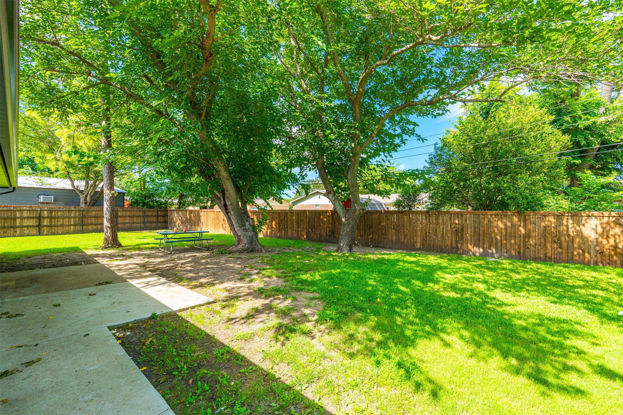 301 Bernice Court Burleson TX 76028