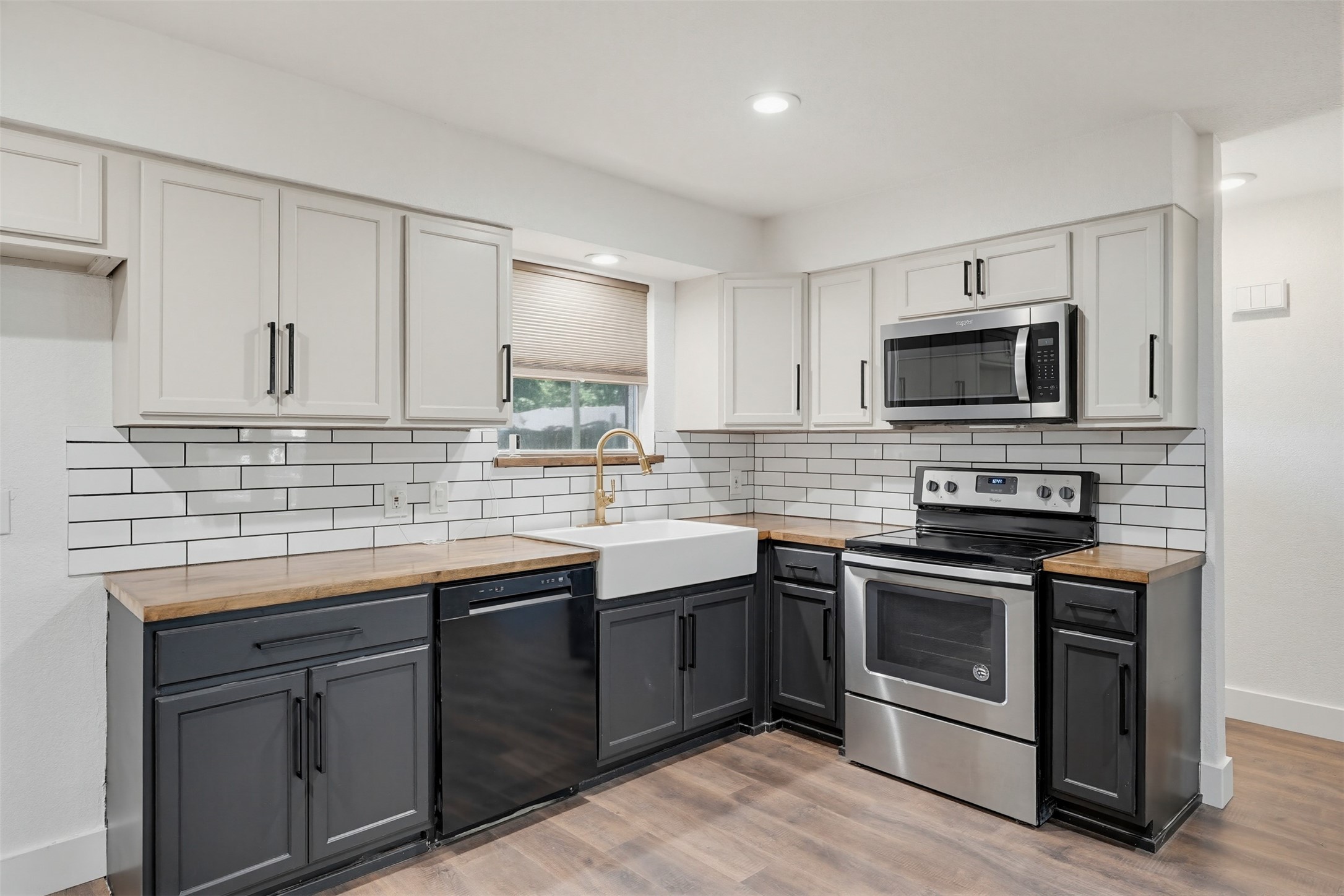 301 Bernice Court Burleson TX 76028