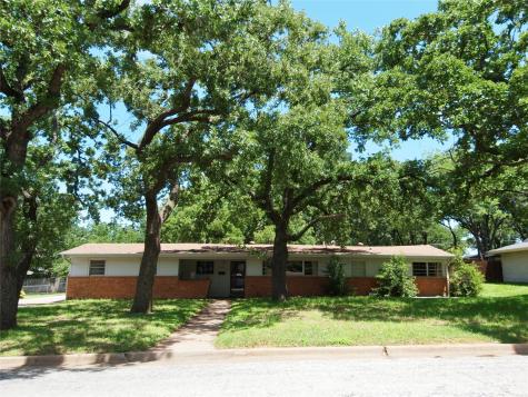 1431 Brazos Street Graham TX 76450