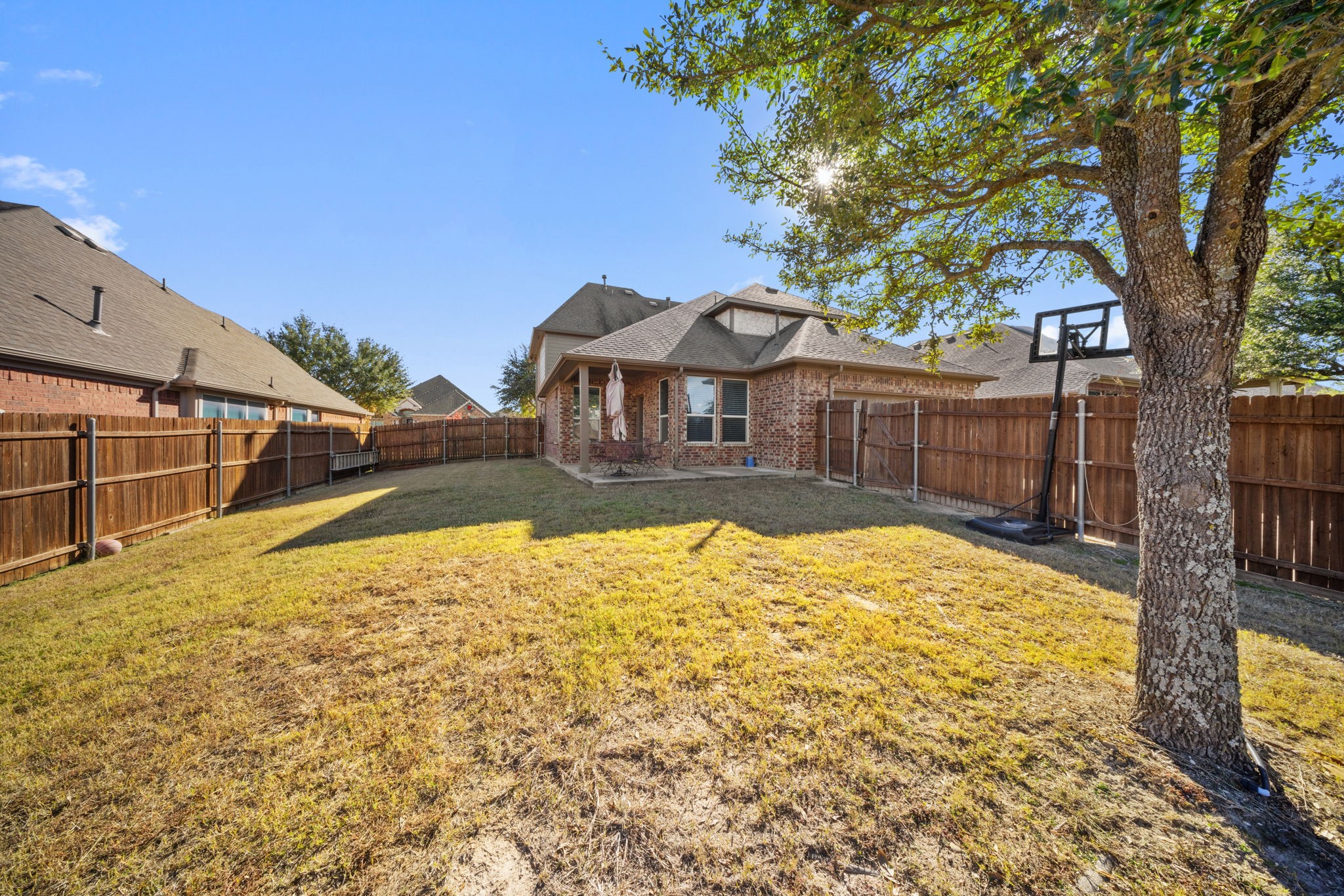 533 Shasta Street Desoto TX 75115