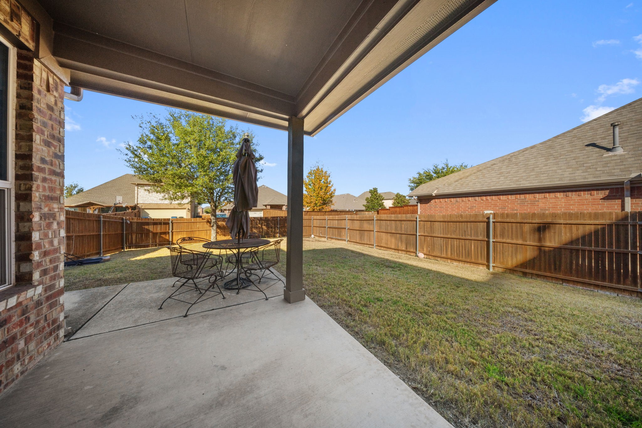 533 Shasta Street Desoto TX 75115