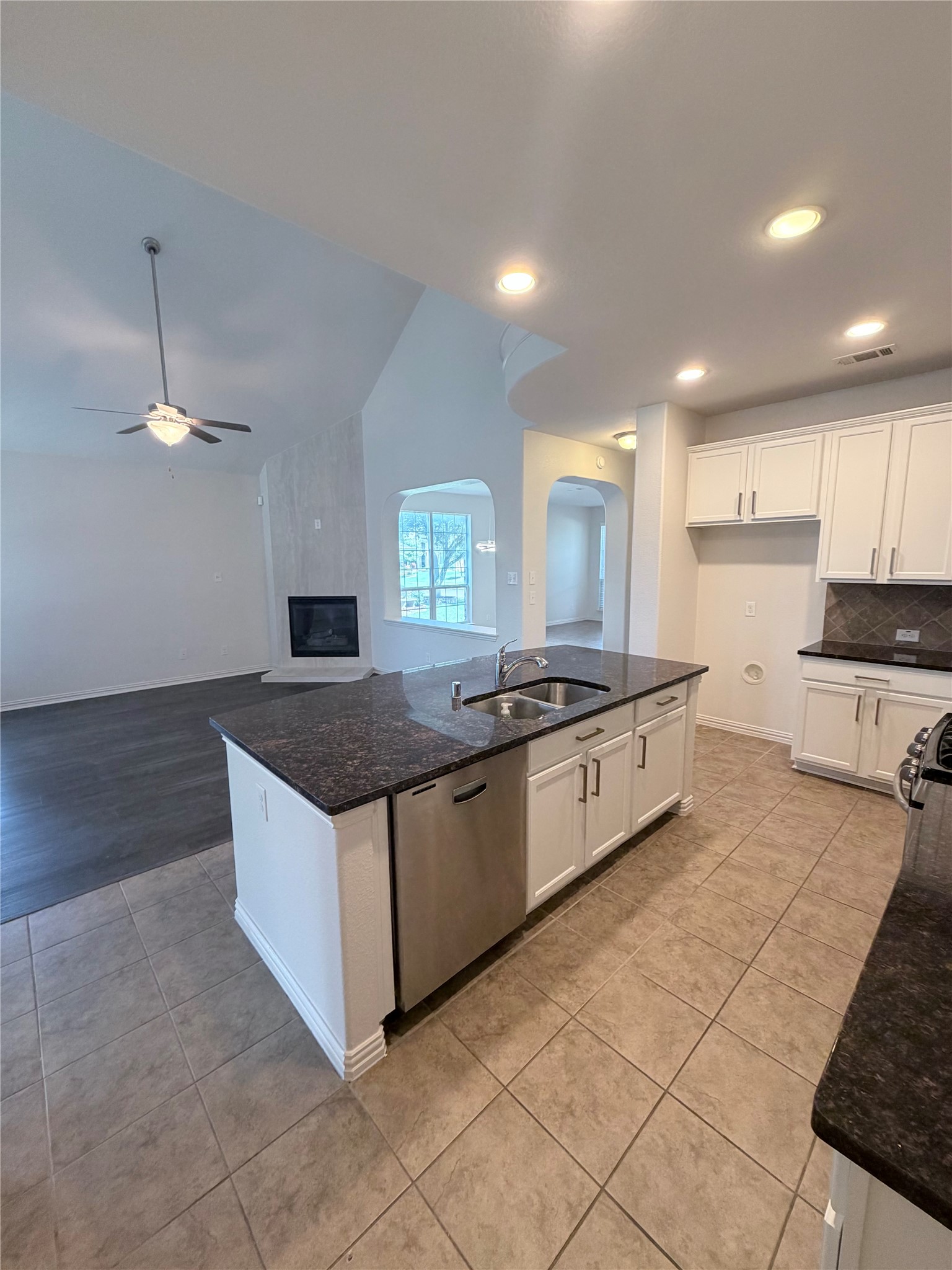 533 Shasta Street Desoto TX 75115