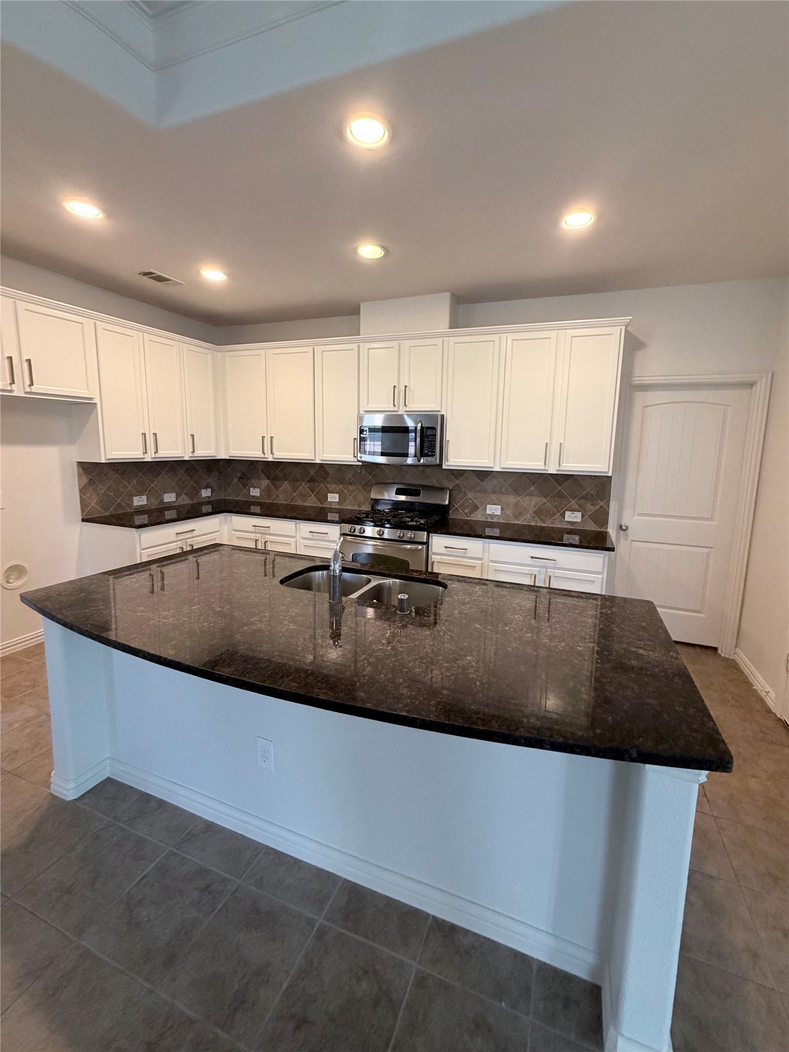 533 Shasta Street Desoto TX 75115