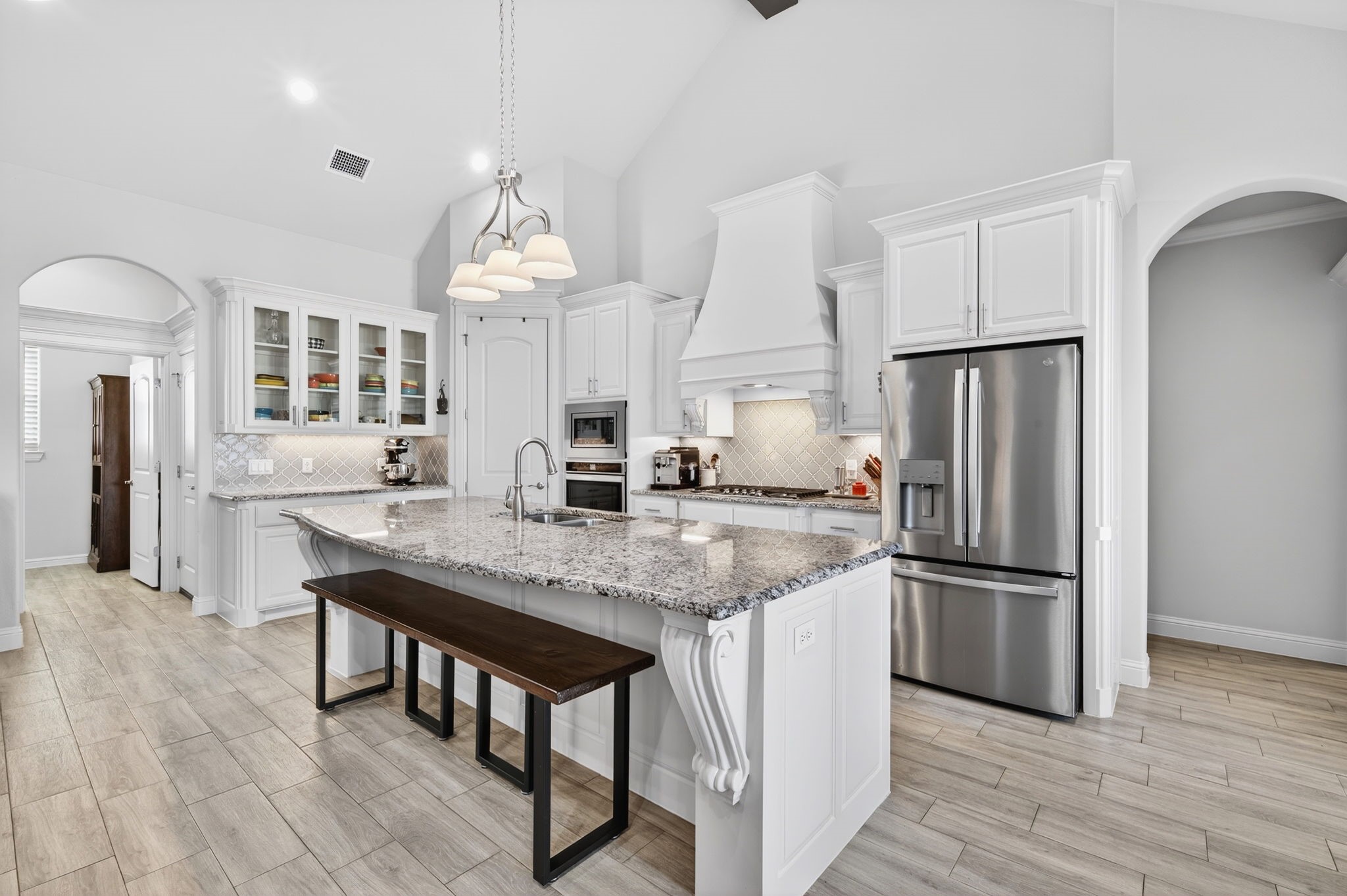 1019 Anna Circle Granbury TX 76048