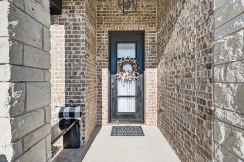 1019 Anna Circle Granbury TX 76048