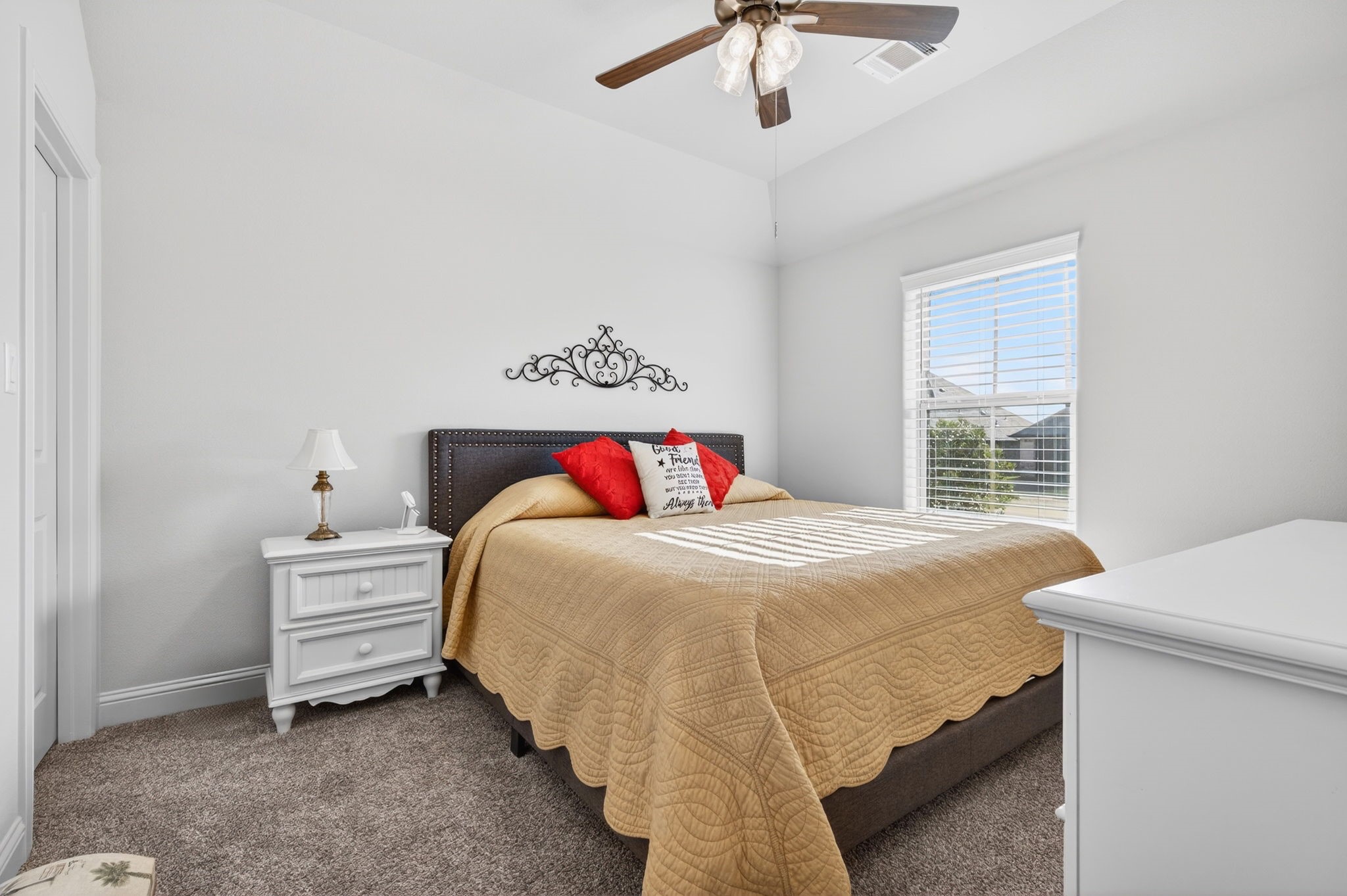1019 Anna Circle Granbury TX 76048