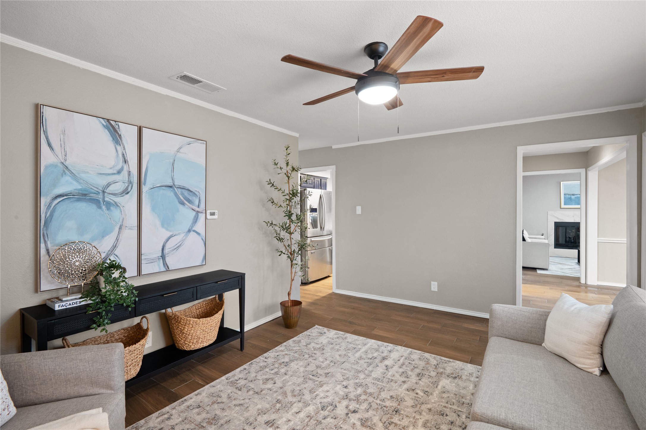 1710 Sylvan Drive Arlington TX 76012