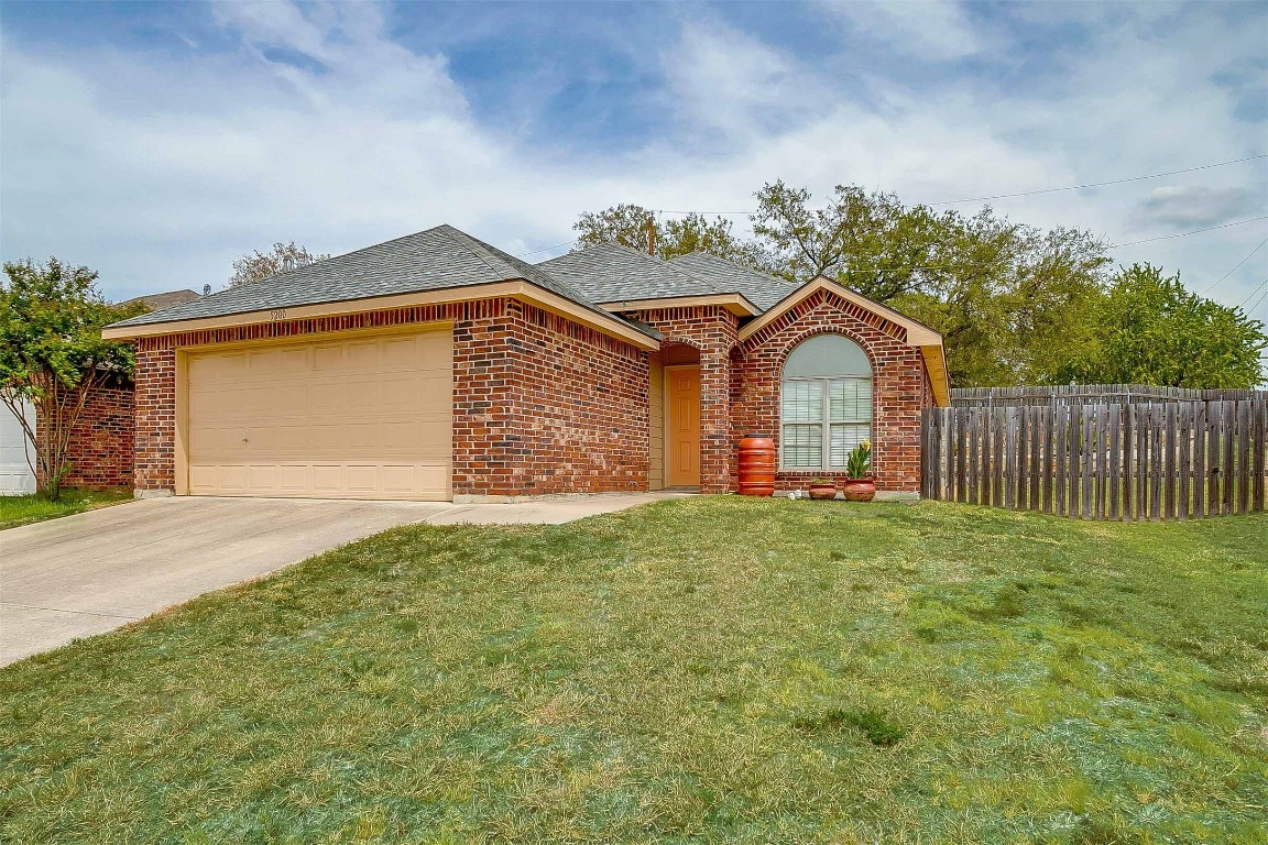 5200 Hill Ridge Drive Fort Worth TX 76135