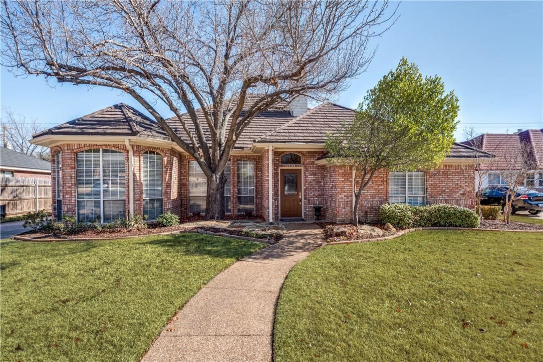3136 Steve Drive Hurst TX 76054