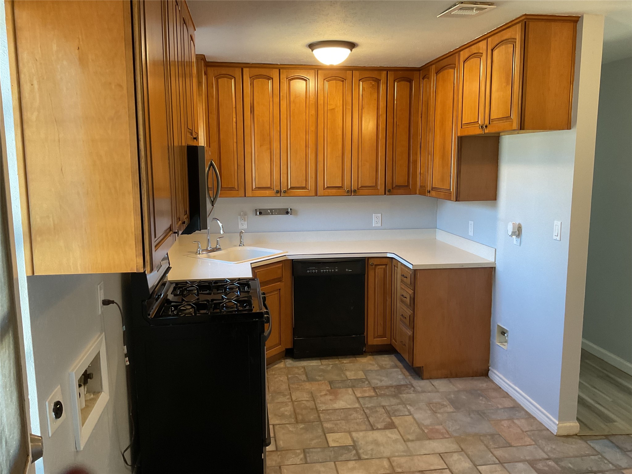 1401 W Ball Street Weatherford TX 76086