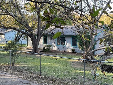 1401 W Ball Street Weatherford TX 76086