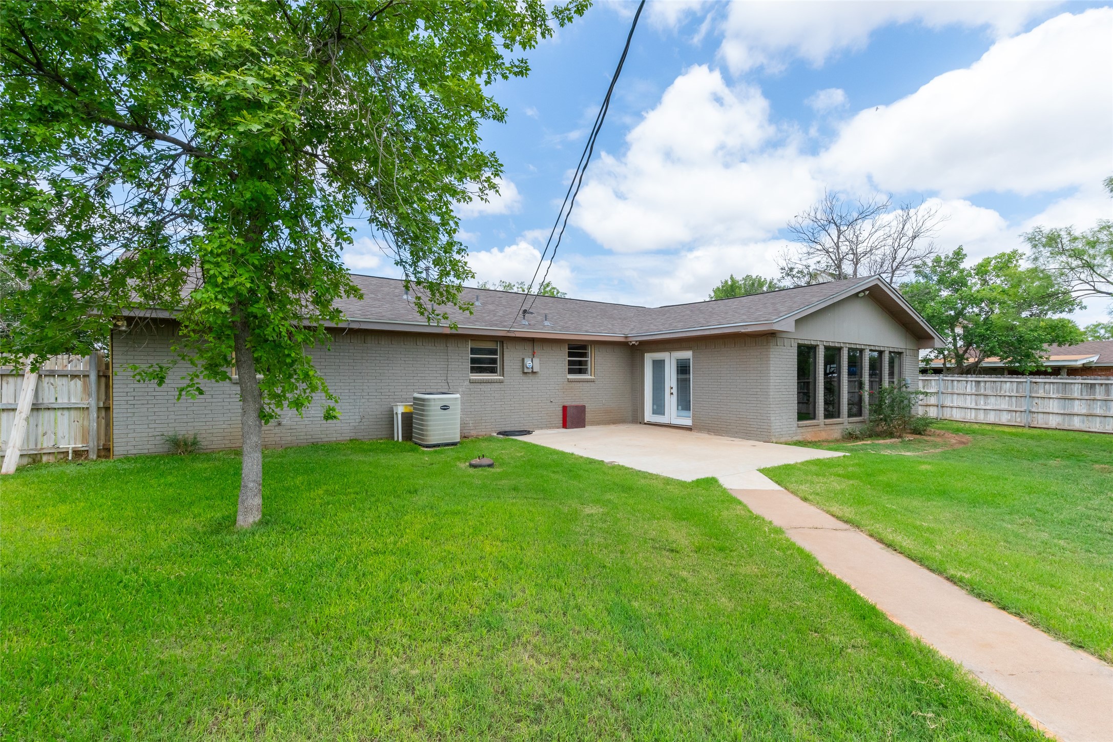819 Avenue Q Anson TX 79501
