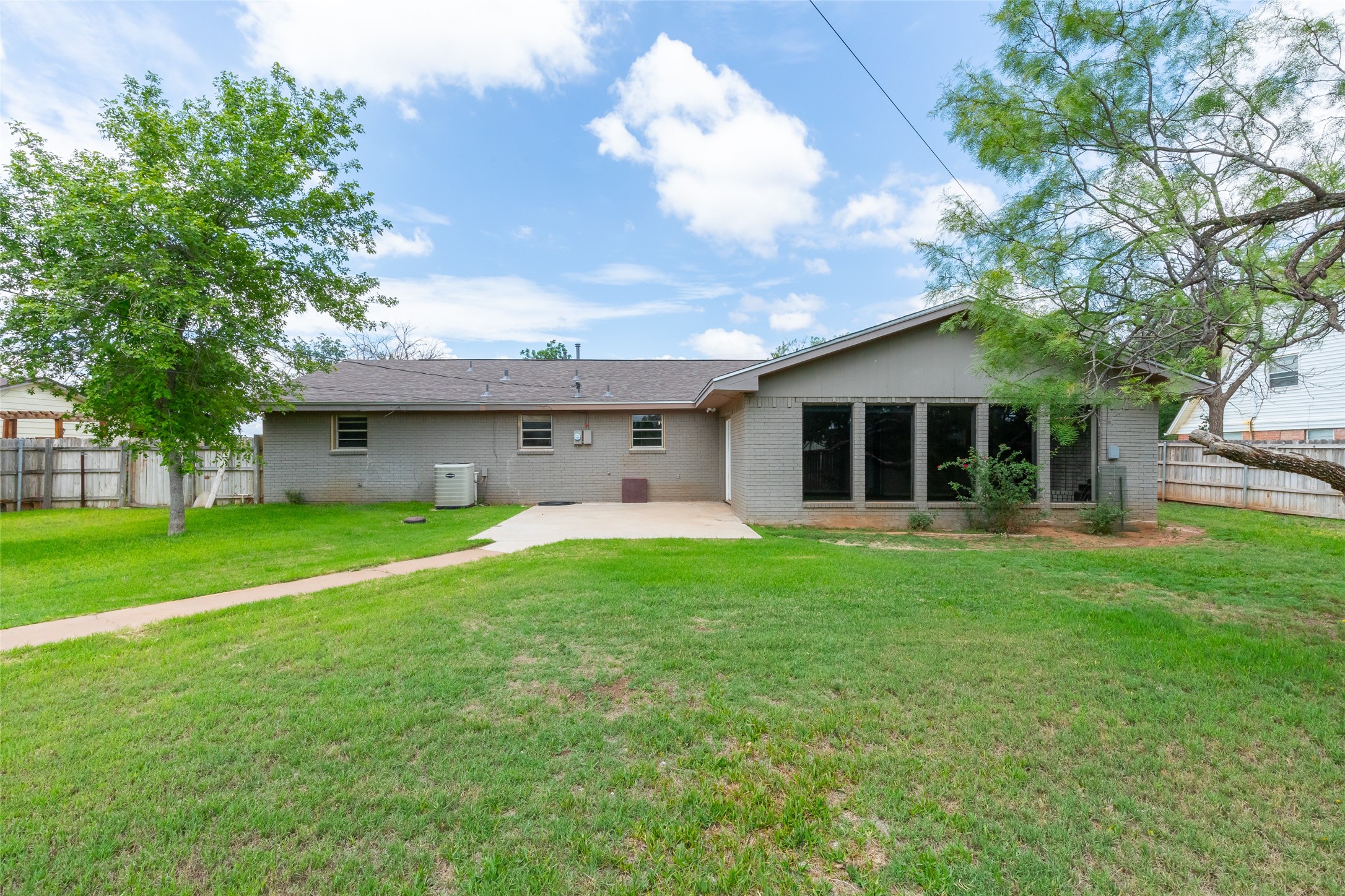 819 Avenue Q Anson TX 79501