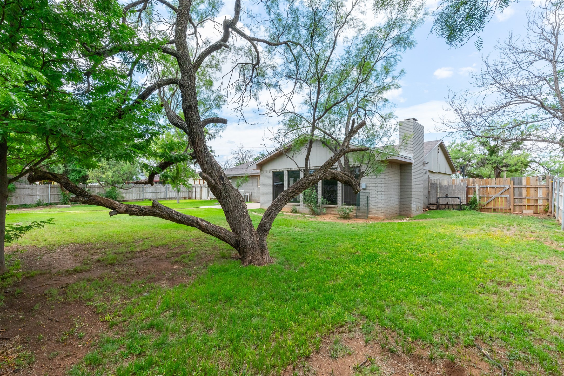 819 Avenue Q Anson TX 79501
