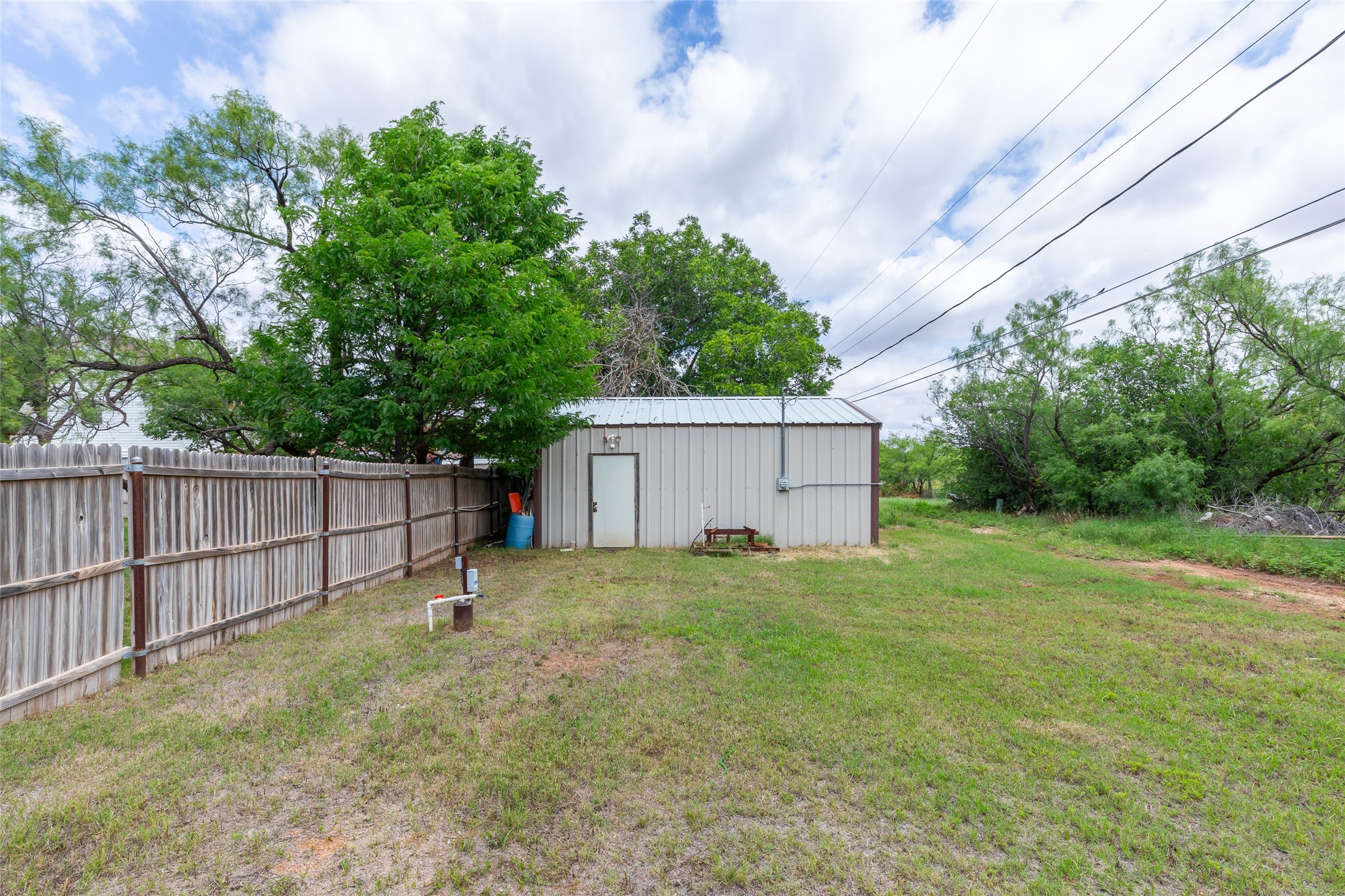 819 Avenue Q Anson TX 79501