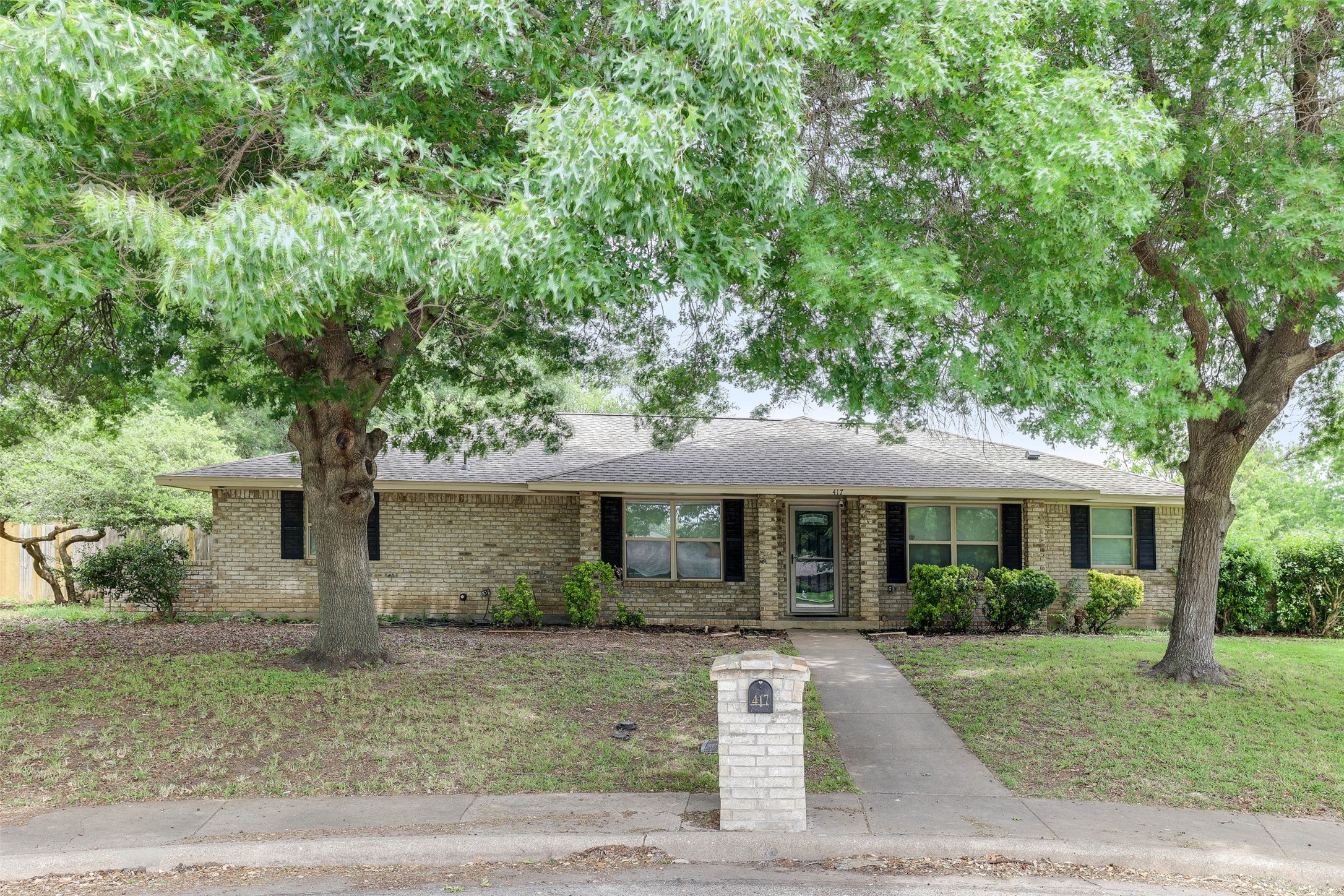 417 Glen Court Desoto TX 75115