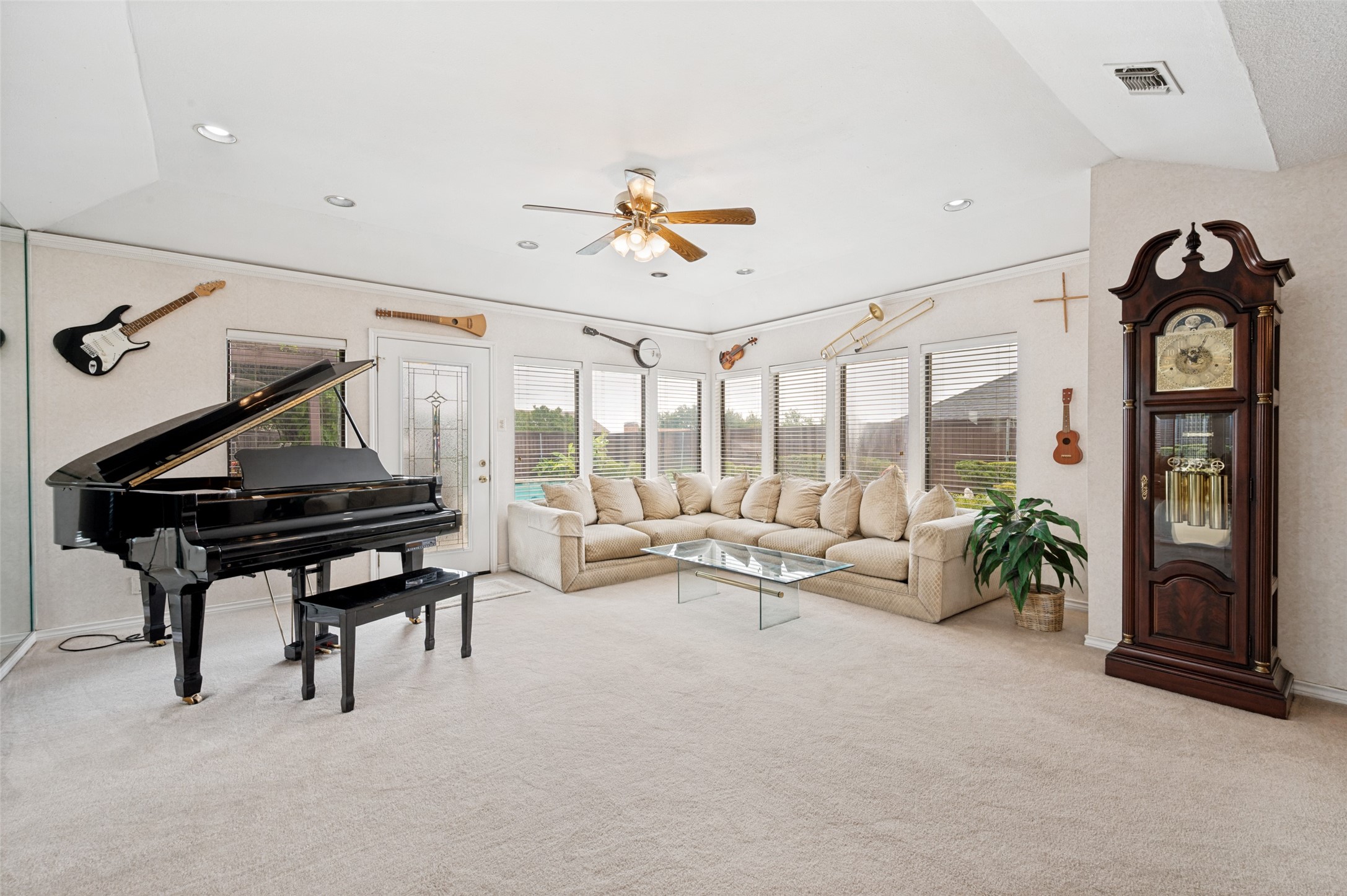 2822 Colleen Drive Garland TX 75043