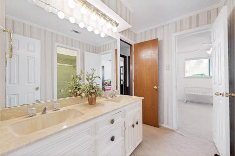 2822 Colleen Drive Garland TX 75043
