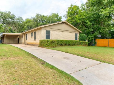 204 Prairie Avenue Cleburne TX 76033