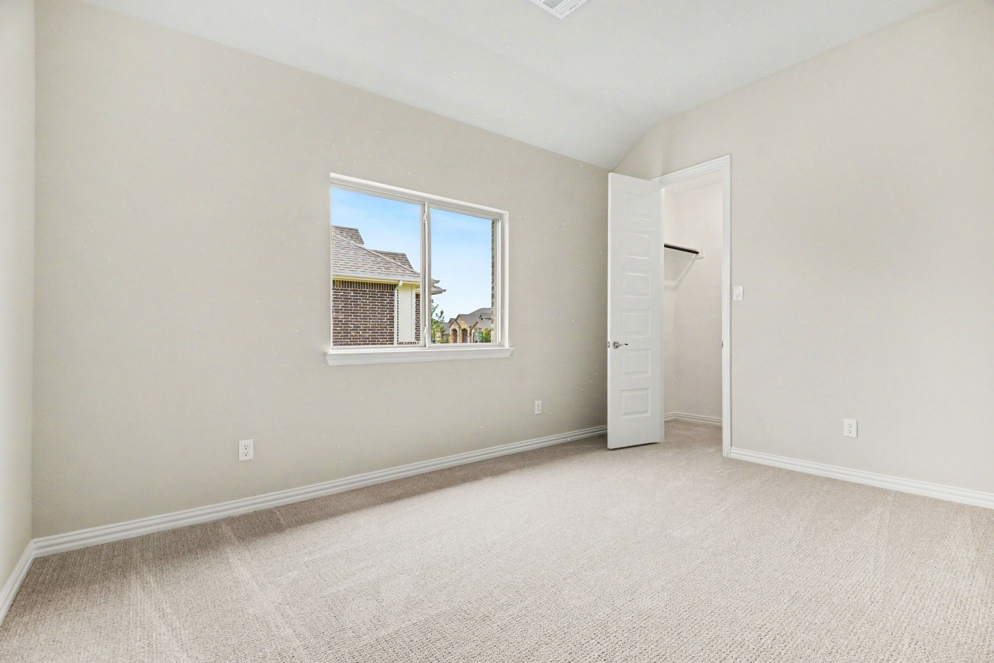 1913 Barrix Lane Desoto TX 75115