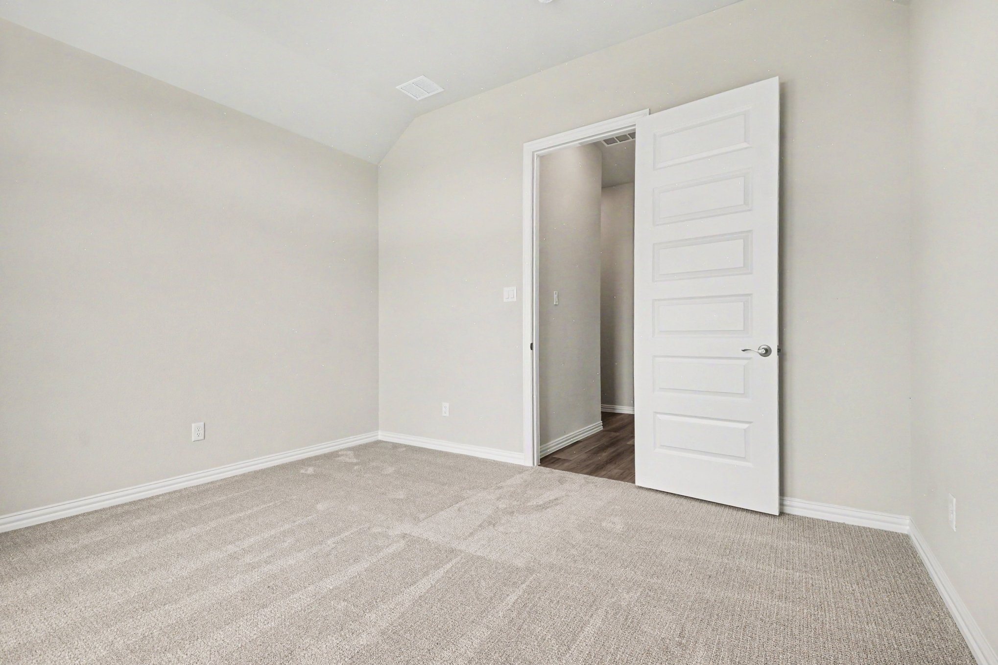 1913 Barrix Lane Desoto TX 75115