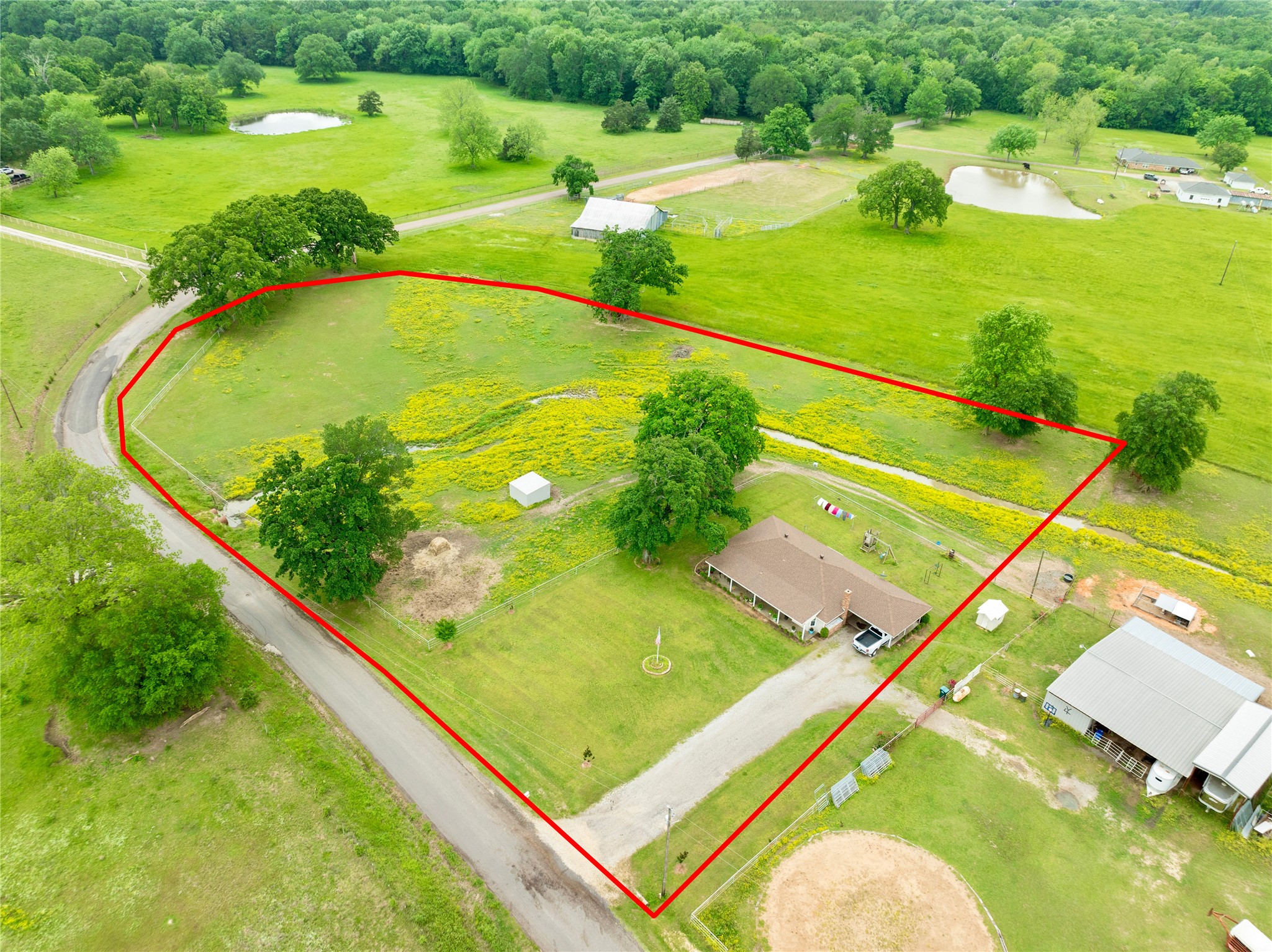 1355 County Road 33100 Sumner TX 75486