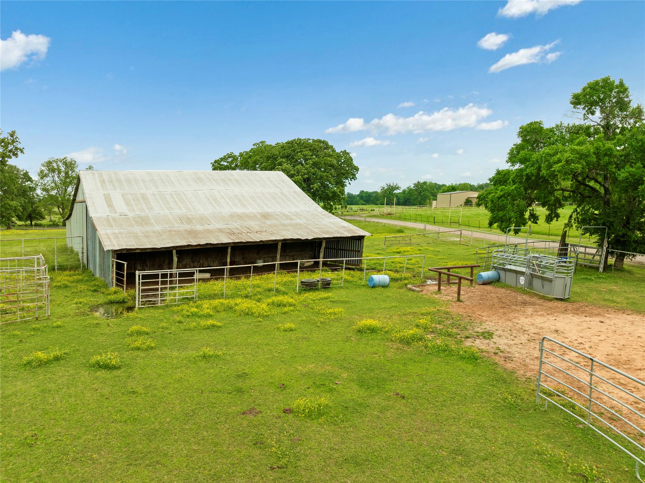 1355 County Road 33100 Sumner TX 75486