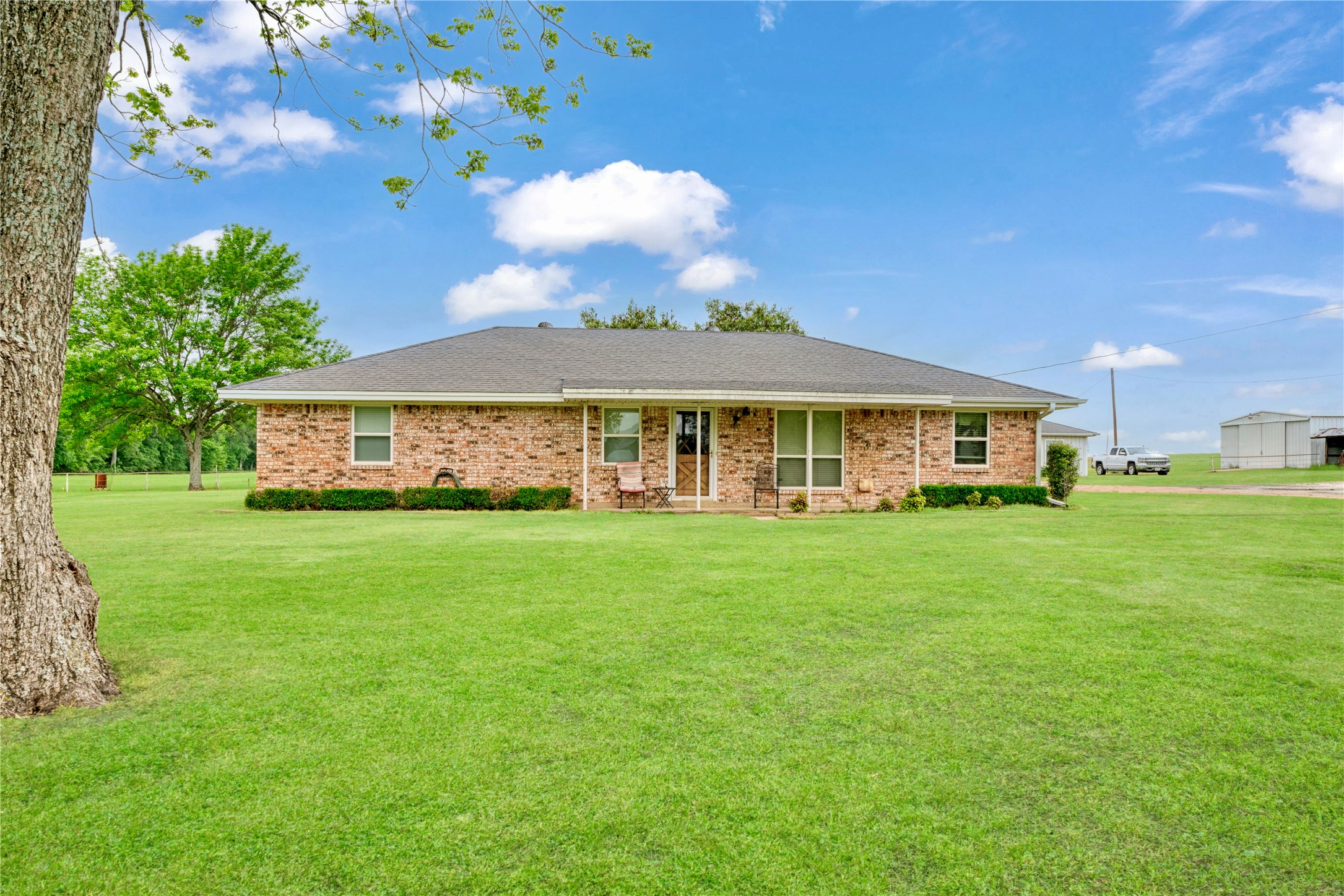 1355 County Road 33100 Sumner TX 75486