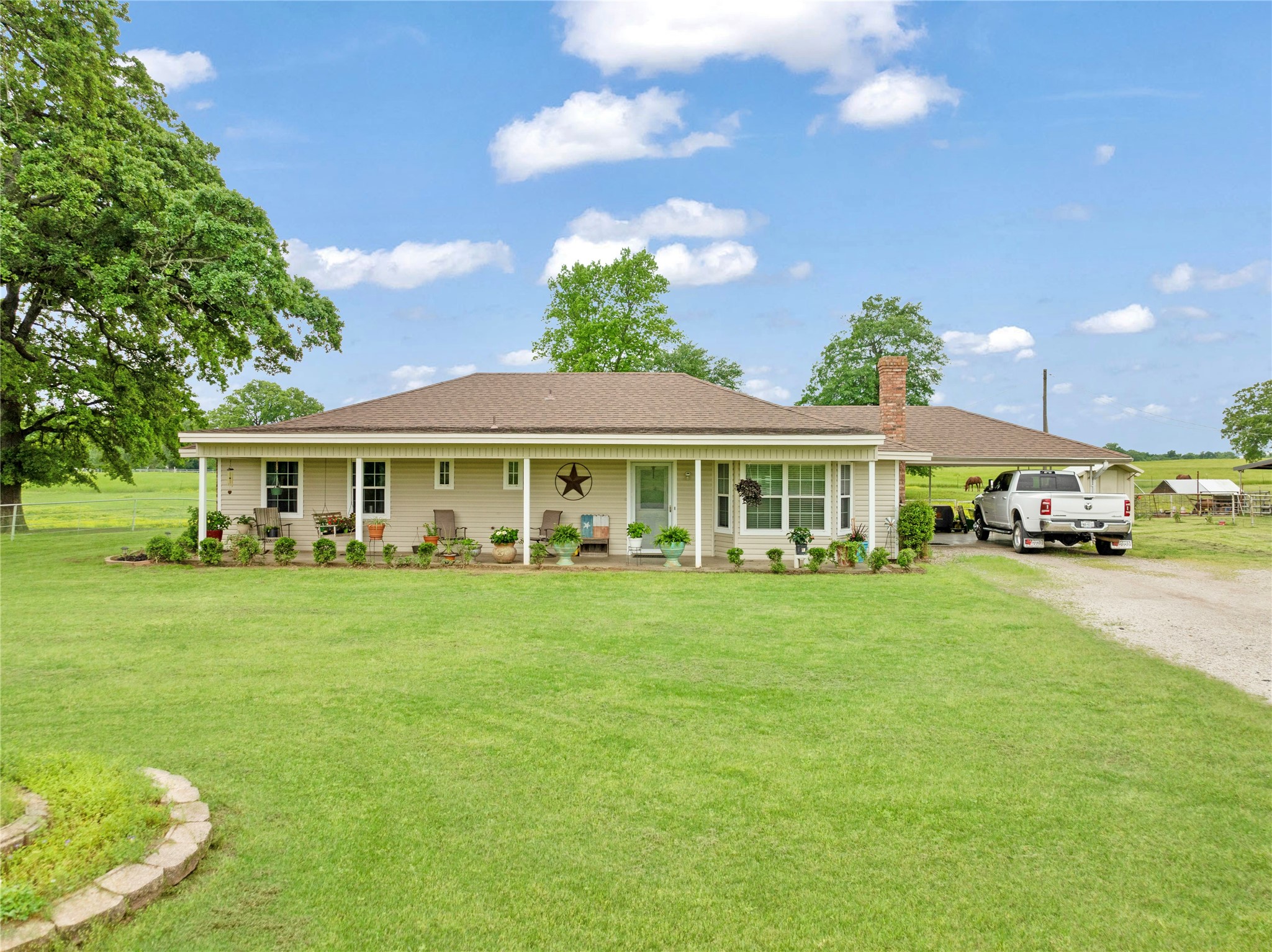 1355 County Road 33100 Sumner TX 75486