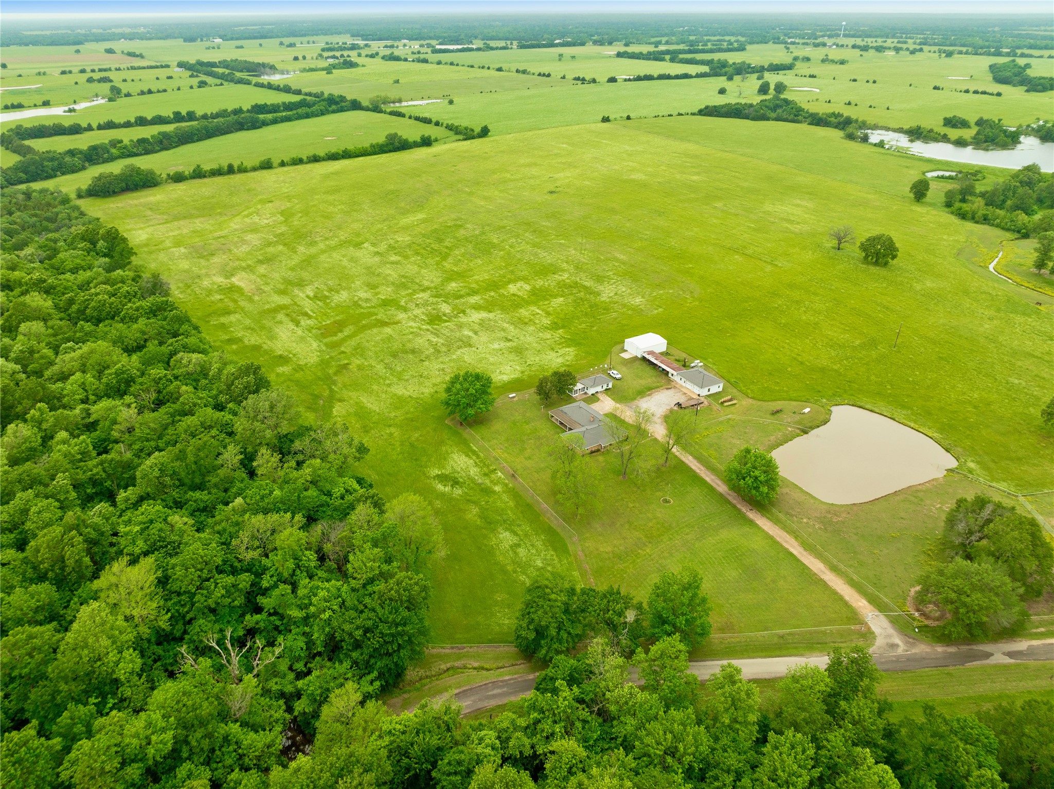 1355 County Road 33100 Sumner TX 75486