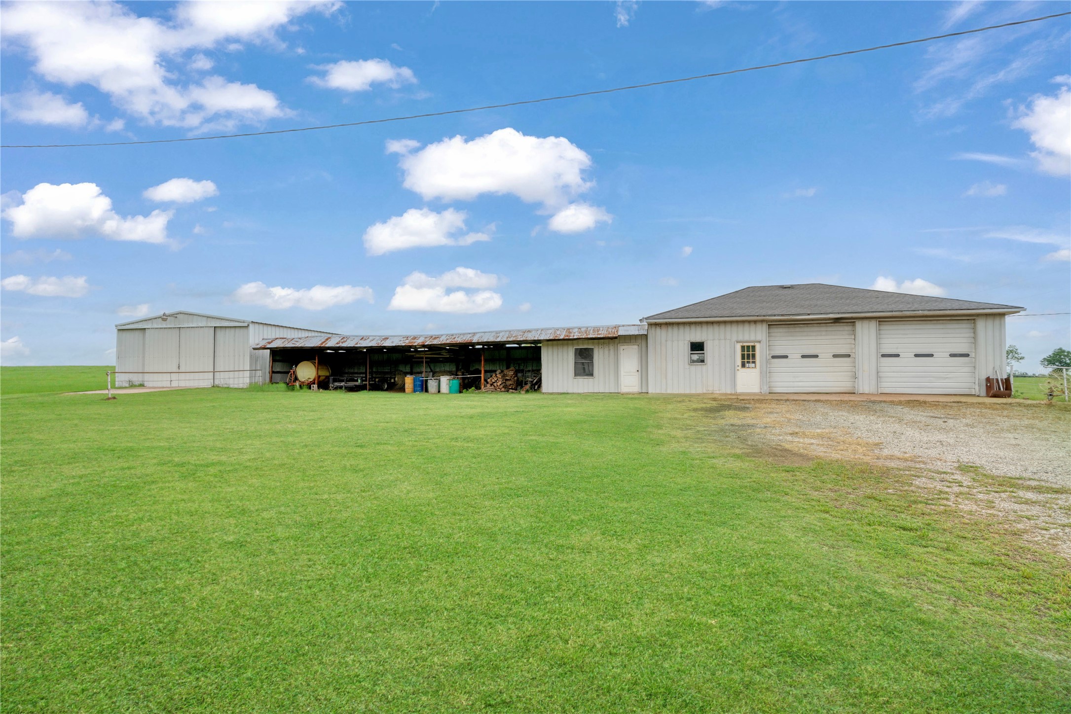 1355 County Road 33100 Sumner TX 75486