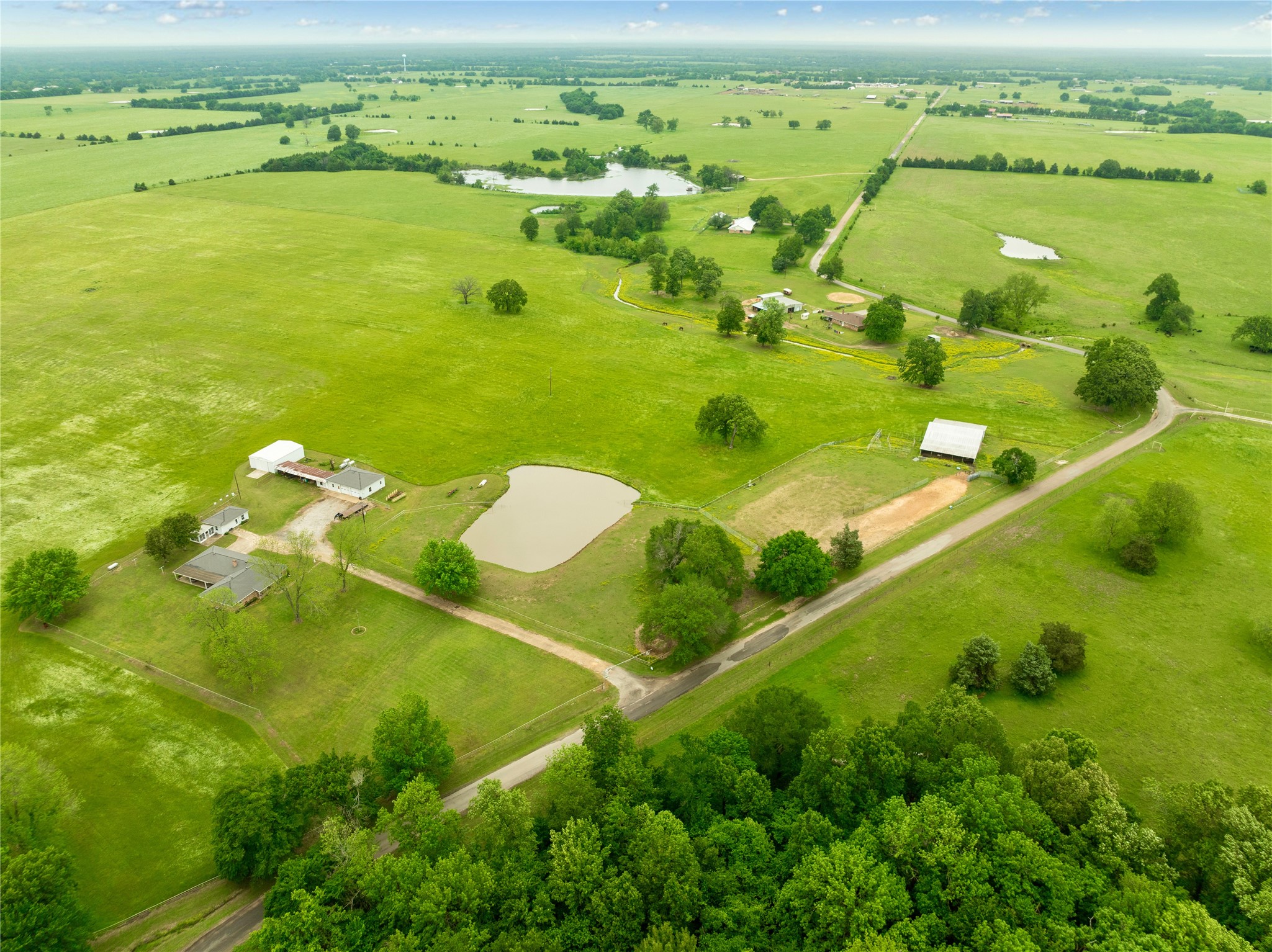 1355 County Road 33100 Sumner TX 75486