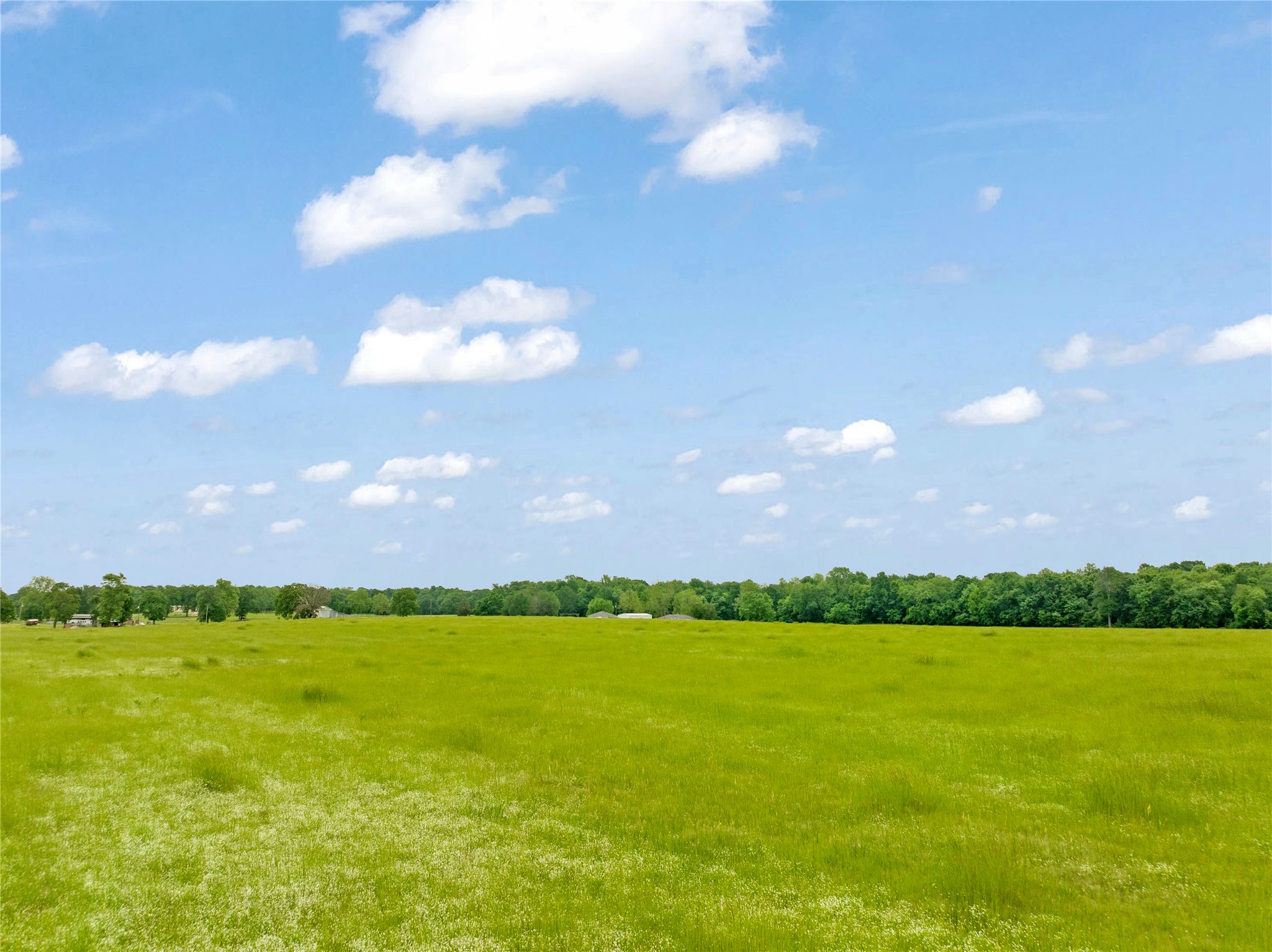 1355 County Road 33100 Sumner TX 75486