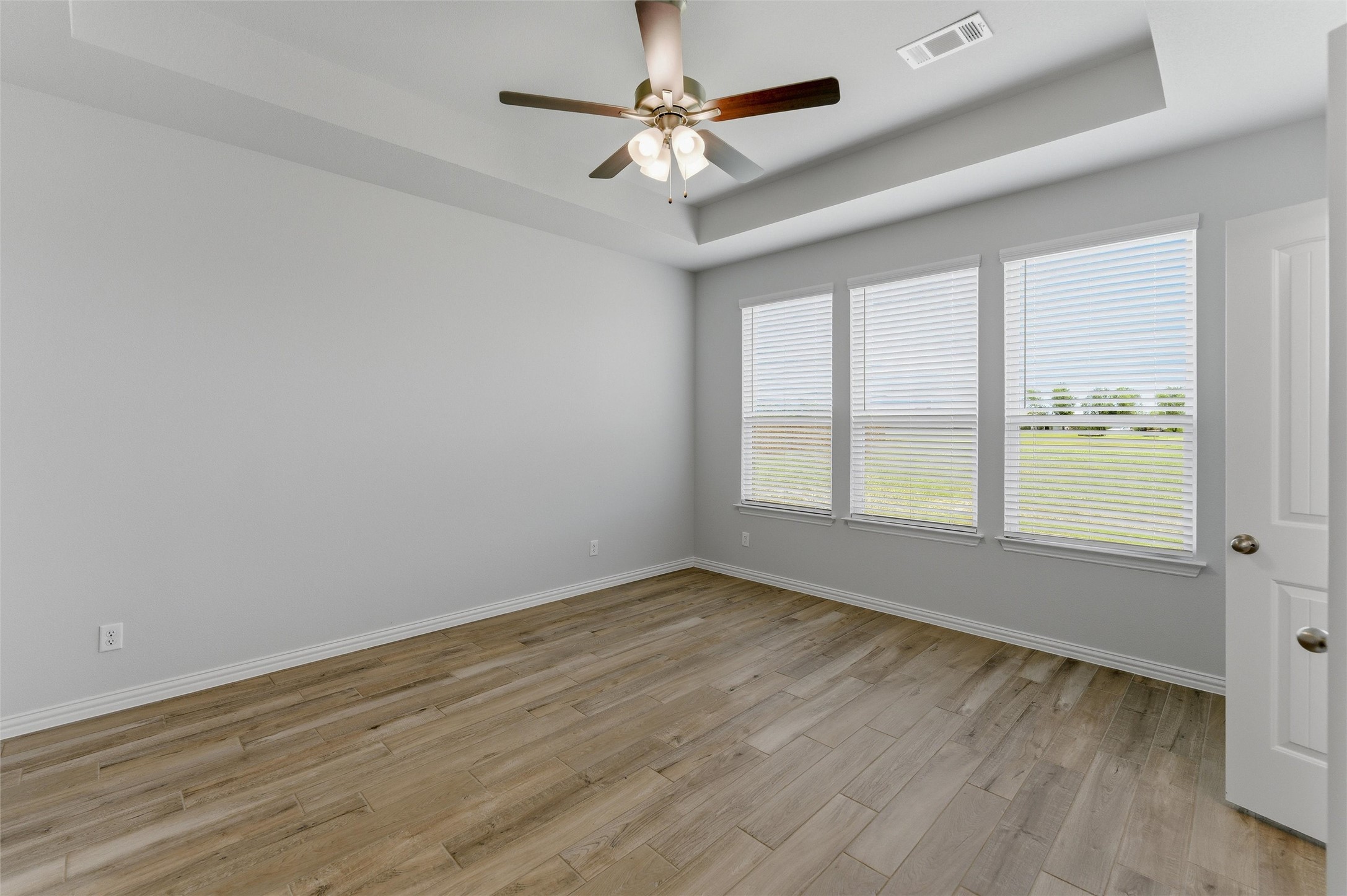 2627 Witness Tree Road Oak Ridge TX 75161