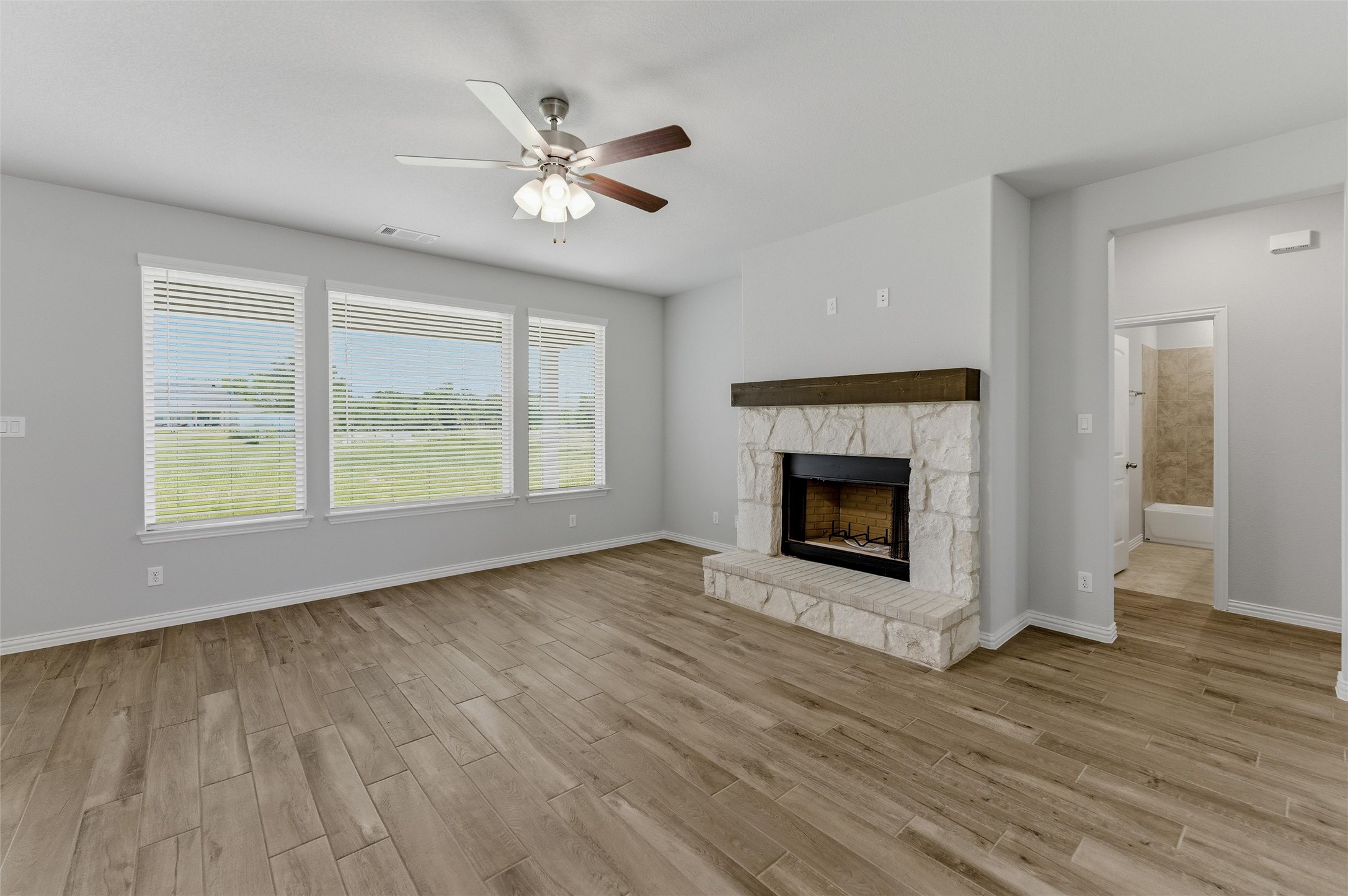 2627 Witness Tree Road Oak Ridge TX 75161