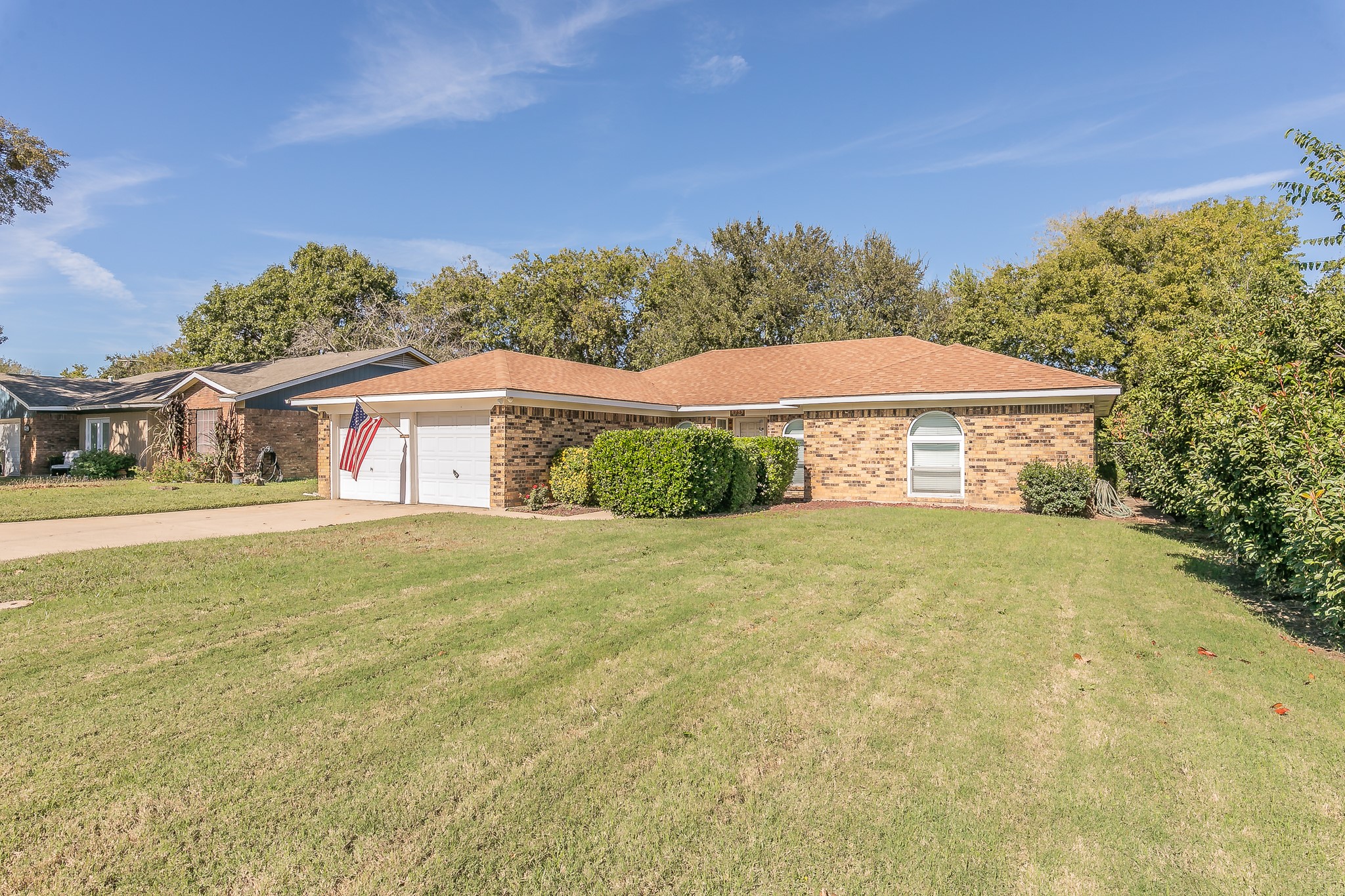 8253 Pearl Street North Richland Hills TX 76180