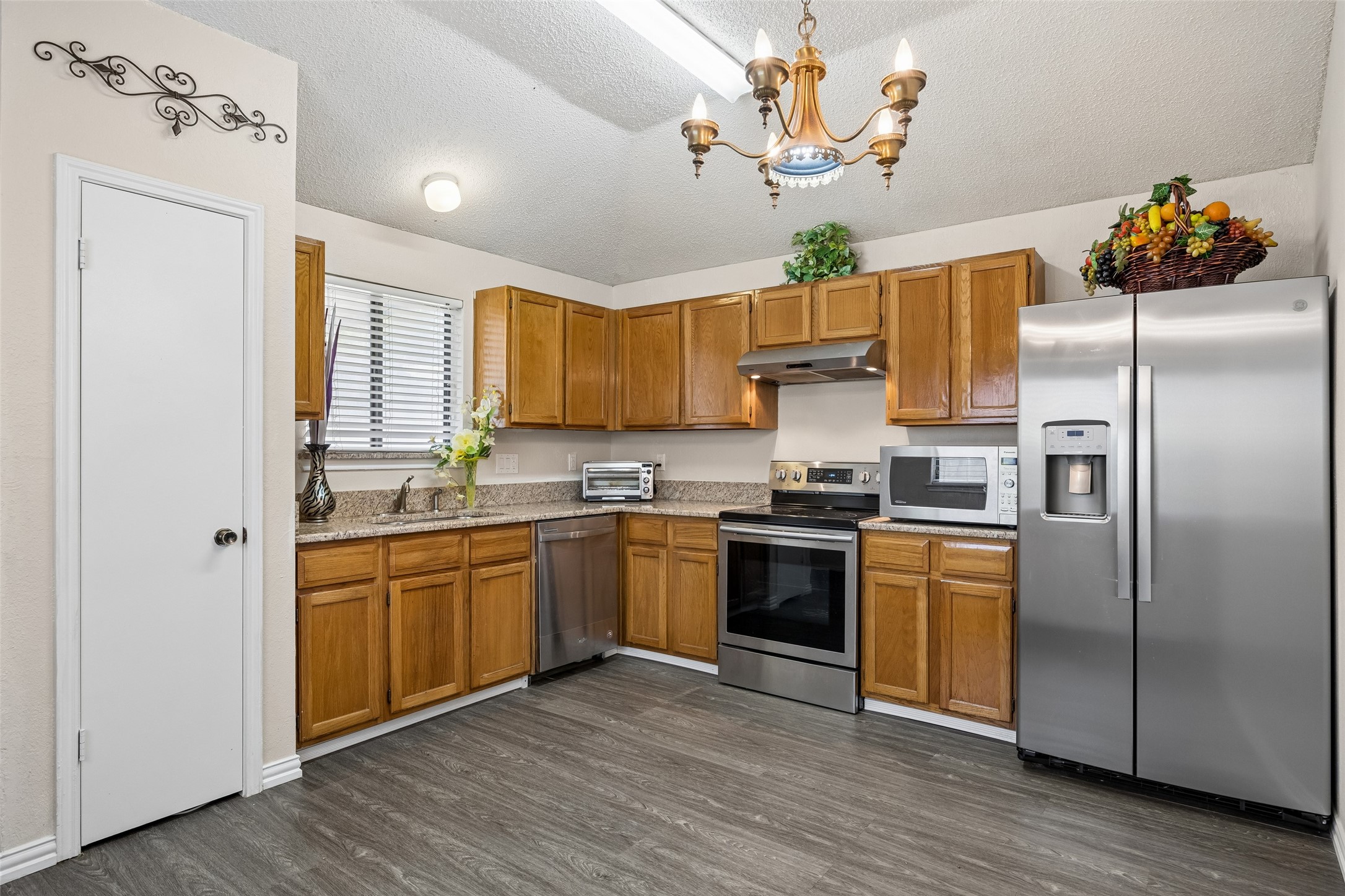 214 Shea Street Garland TX 75040