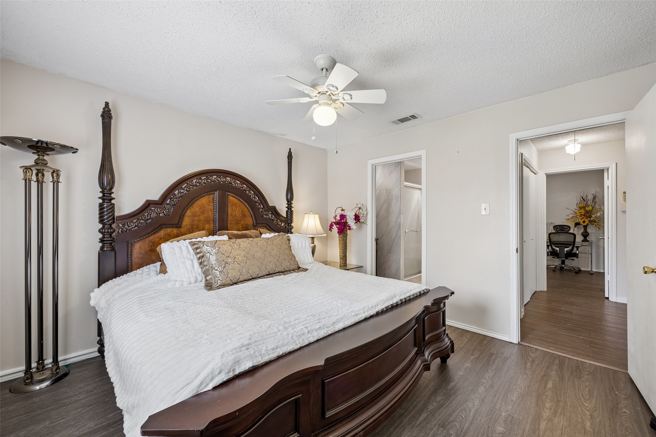 214 Shea Street Garland TX 75040