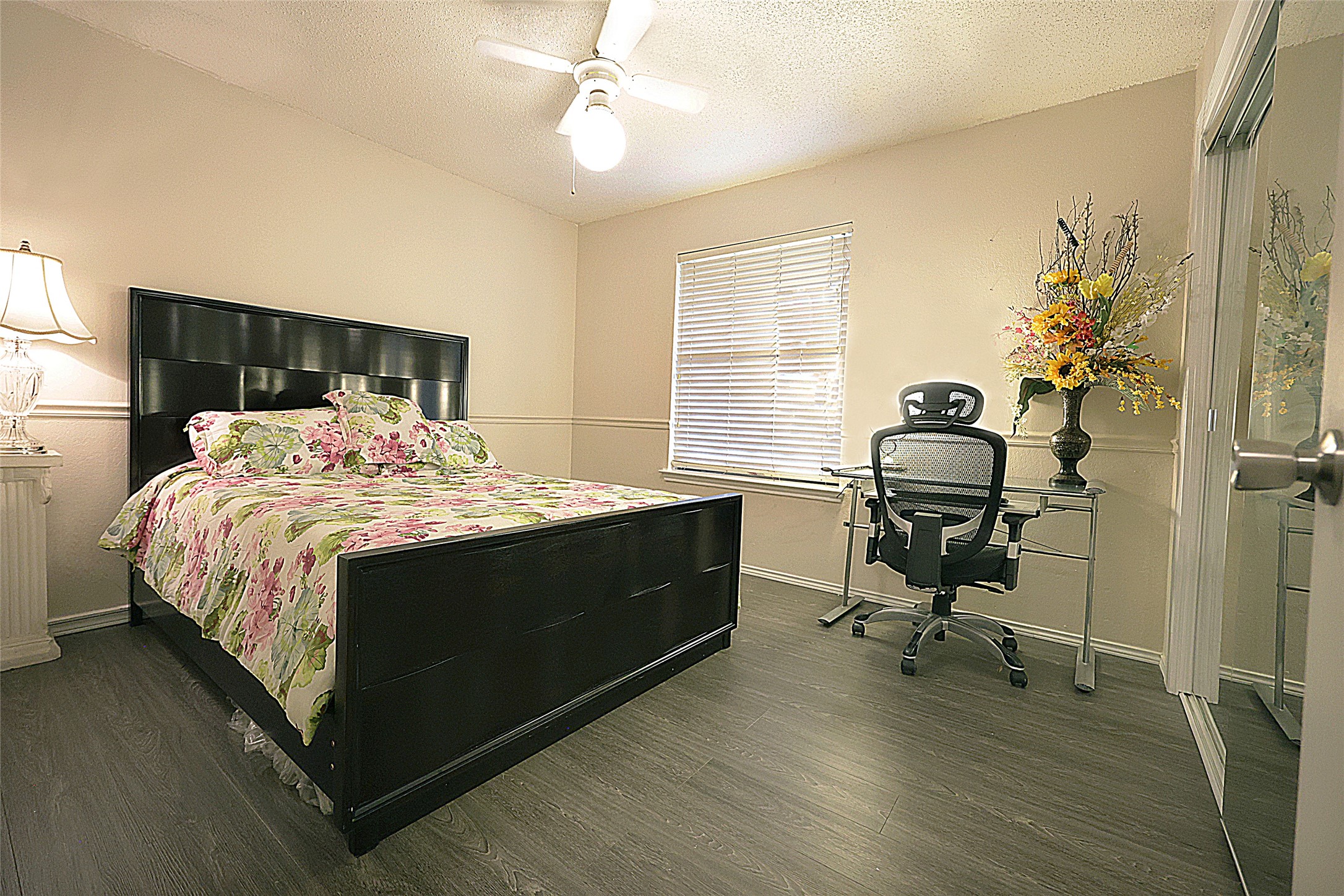 214 Shea Street Garland TX 75040