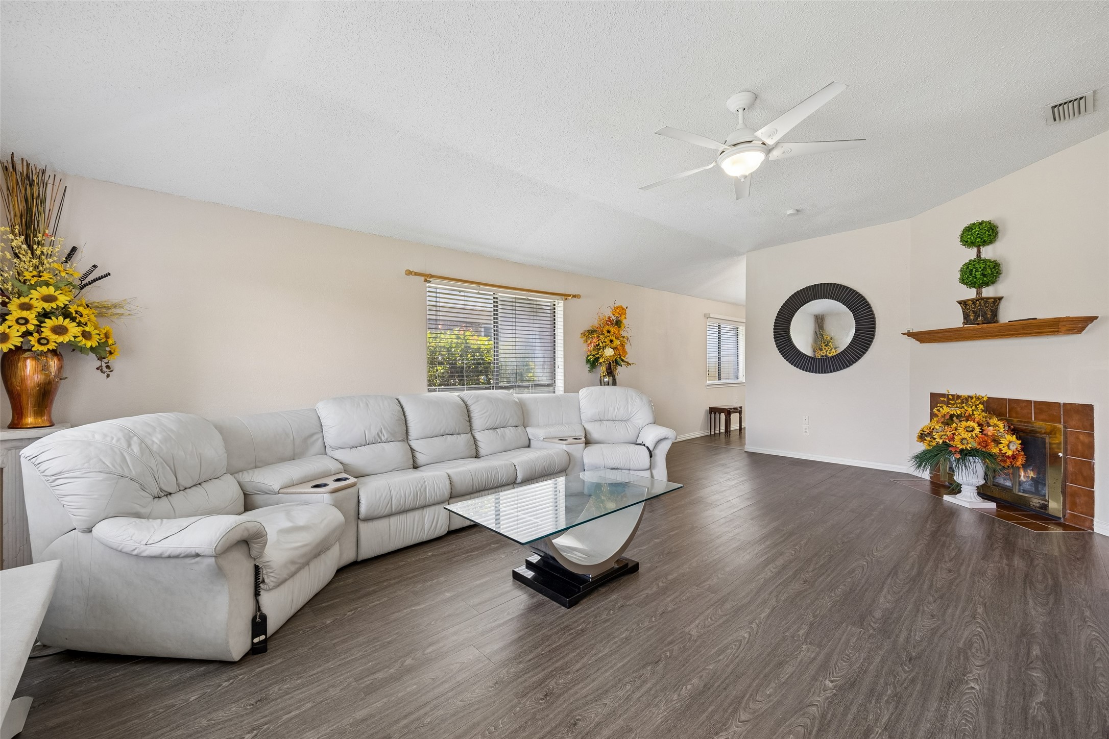 214 Shea Street Garland TX 75040