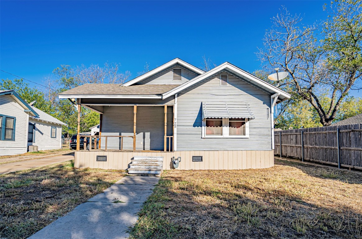 725 W Green Street Stephenville TX 76401
