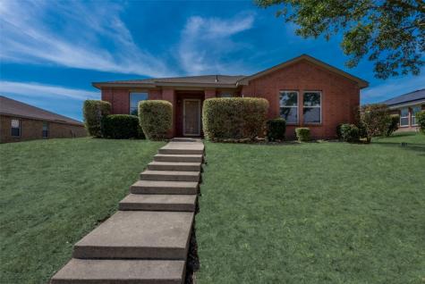 612 Snapdragon Lane Desoto TX 75115