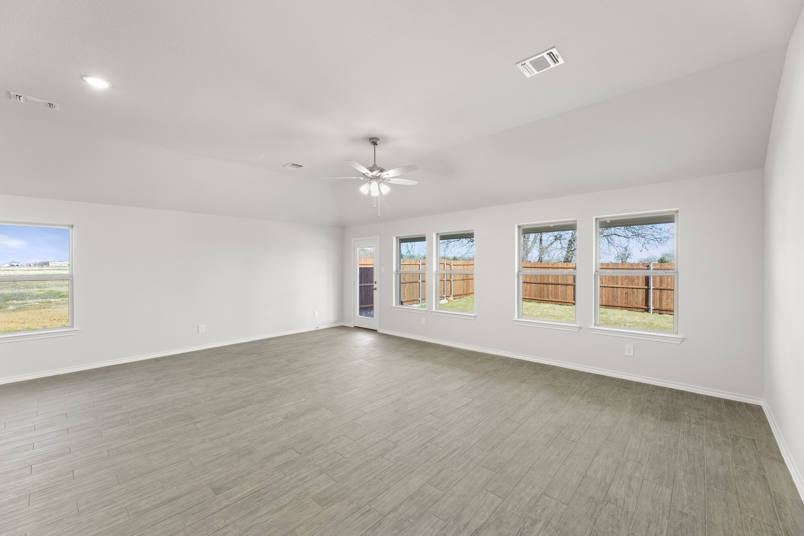 7816 Kingfisher Road Aubrey TX 76227