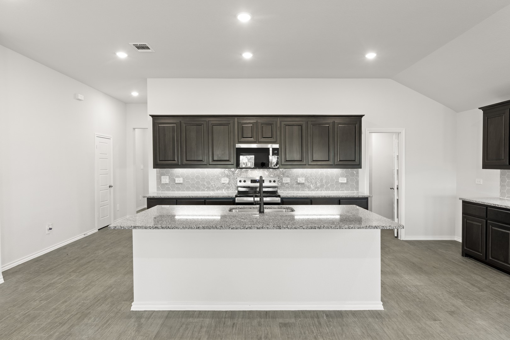 7816 Kingfisher Road Aubrey TX 76227