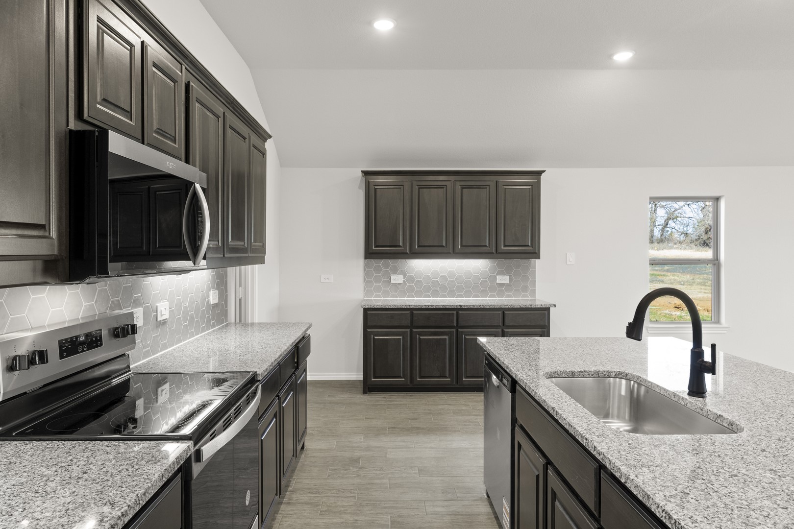 7816 Kingfisher Road Aubrey TX 76227