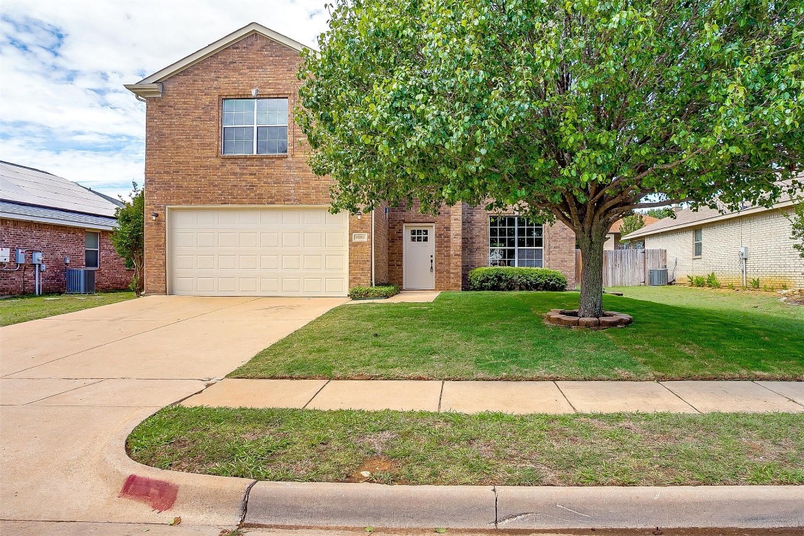 10312 Trevino Lane Benbrook TX 76126