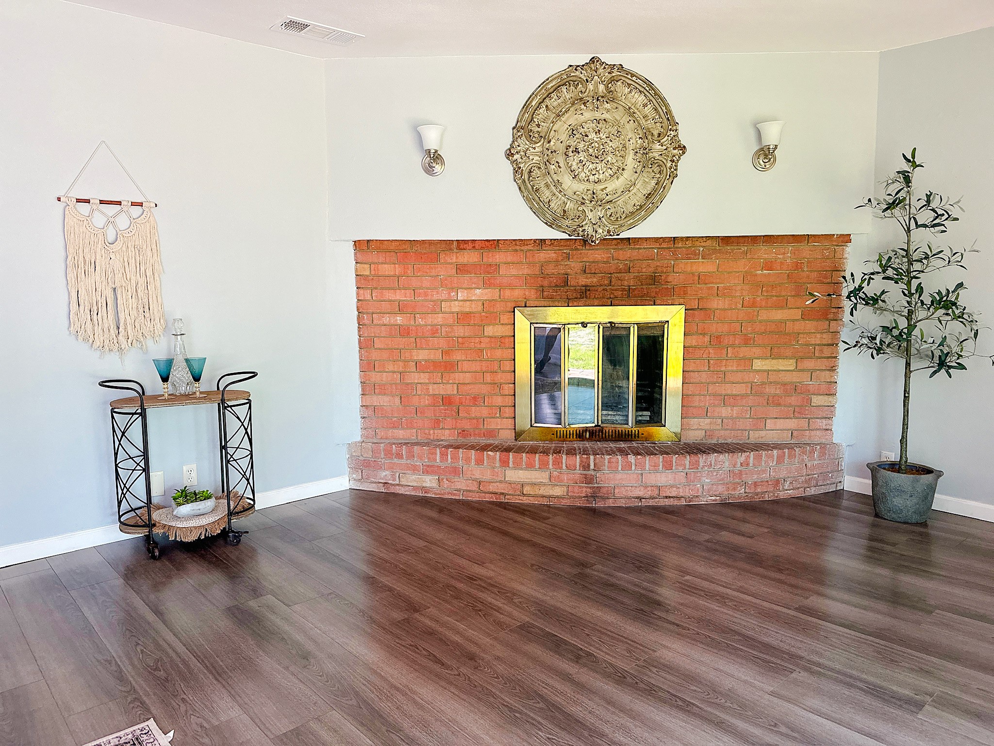 801 N Douglas Avenue Cleburne TX 76033