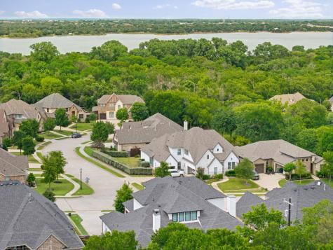 105 Chisholm Trail Highland Village TX 75077
