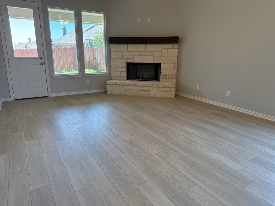 1237 Frio Drive Springtown TX 76082