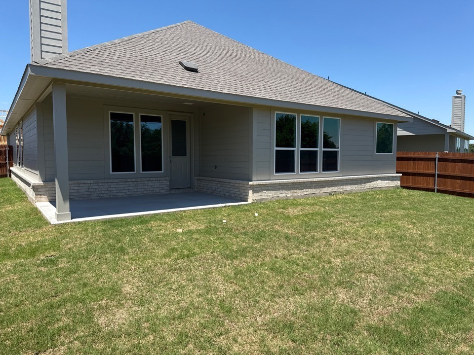 1237 Frio Drive Springtown TX 76082